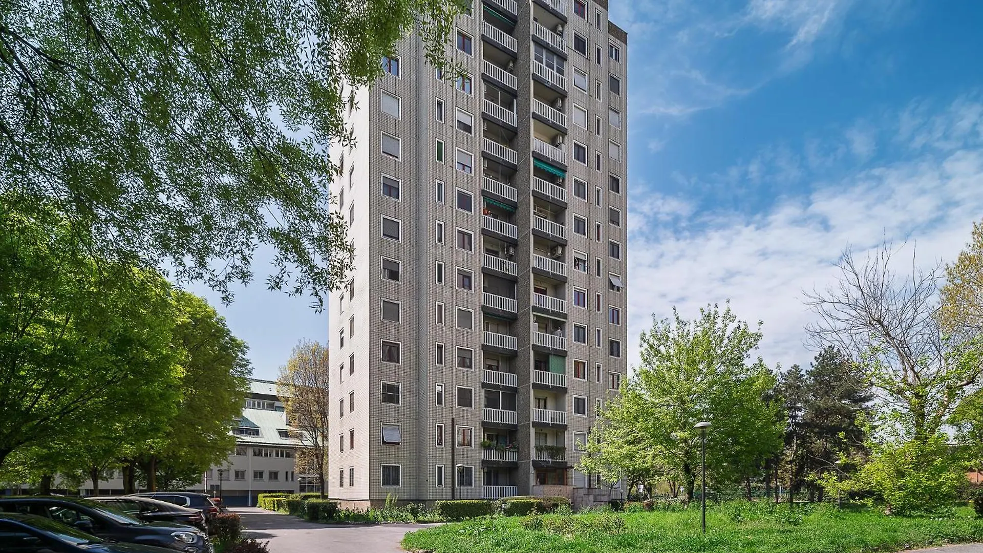 New - M1 S Leonardo 60M - San Siro - 6 Guests Apartment Milan