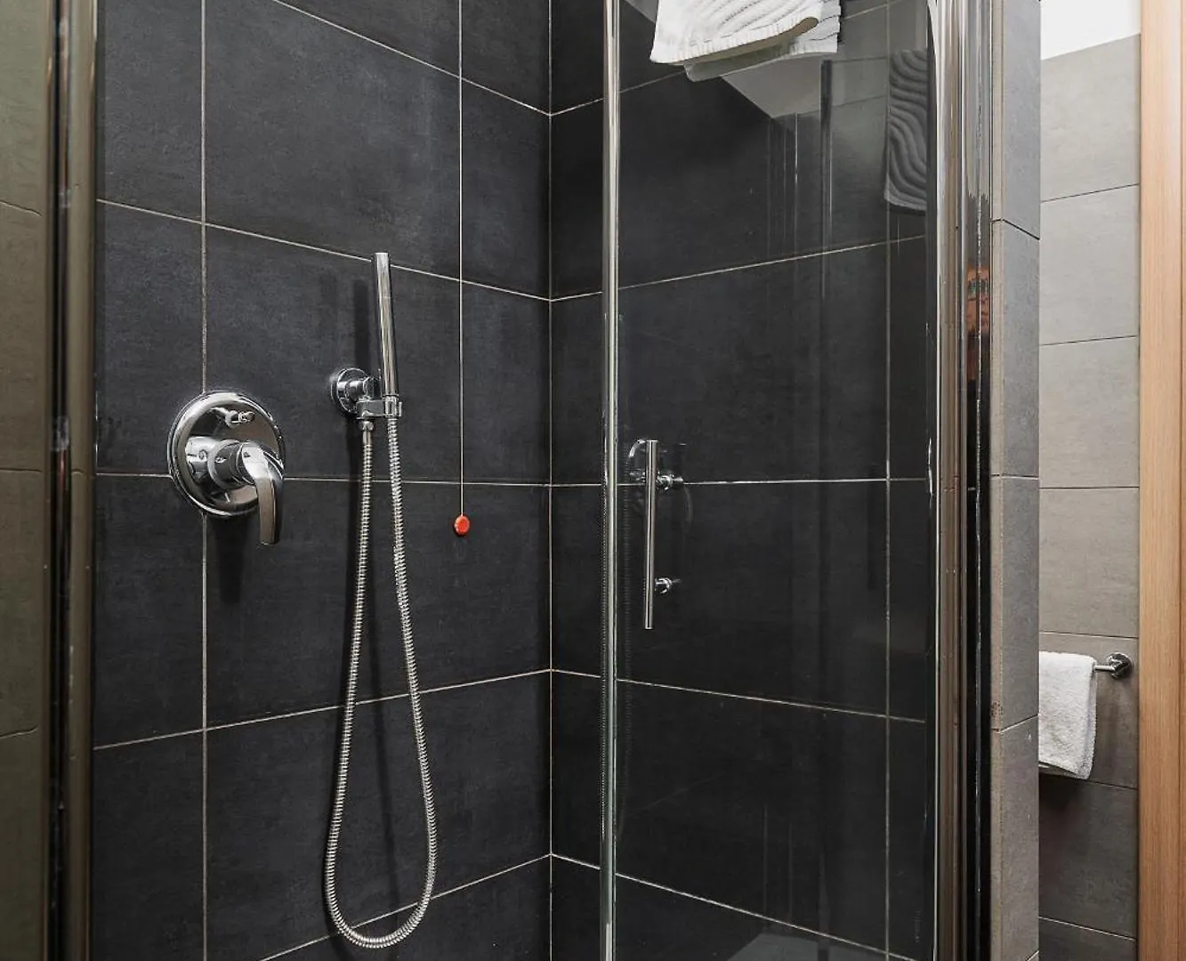 New - M1 S Leonardo 60M - San Siro - 6 Guests Apartment Milan